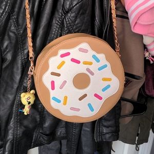 Tokidoki - Donutella Donut crossbody bag